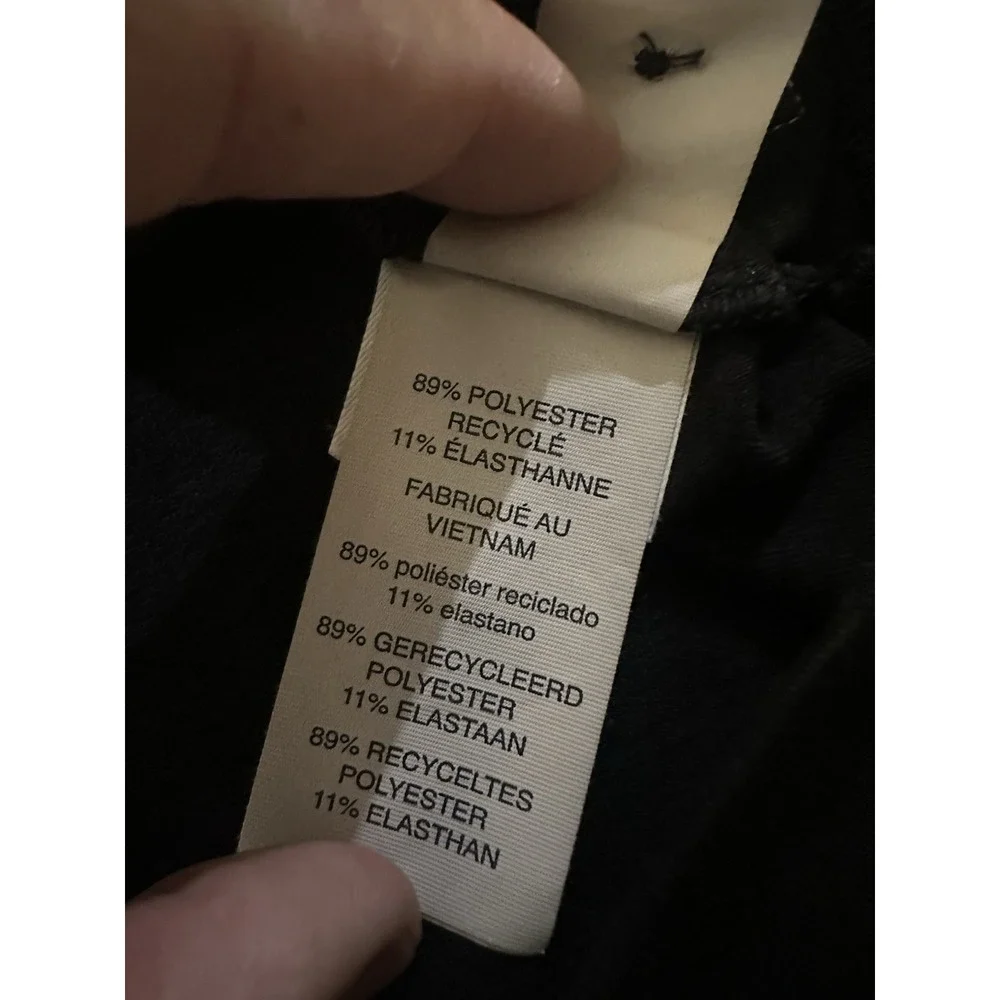 Vuori Polo Shirt Mens 2XL Black Solid Pocket Collared Short Sleeve V1099